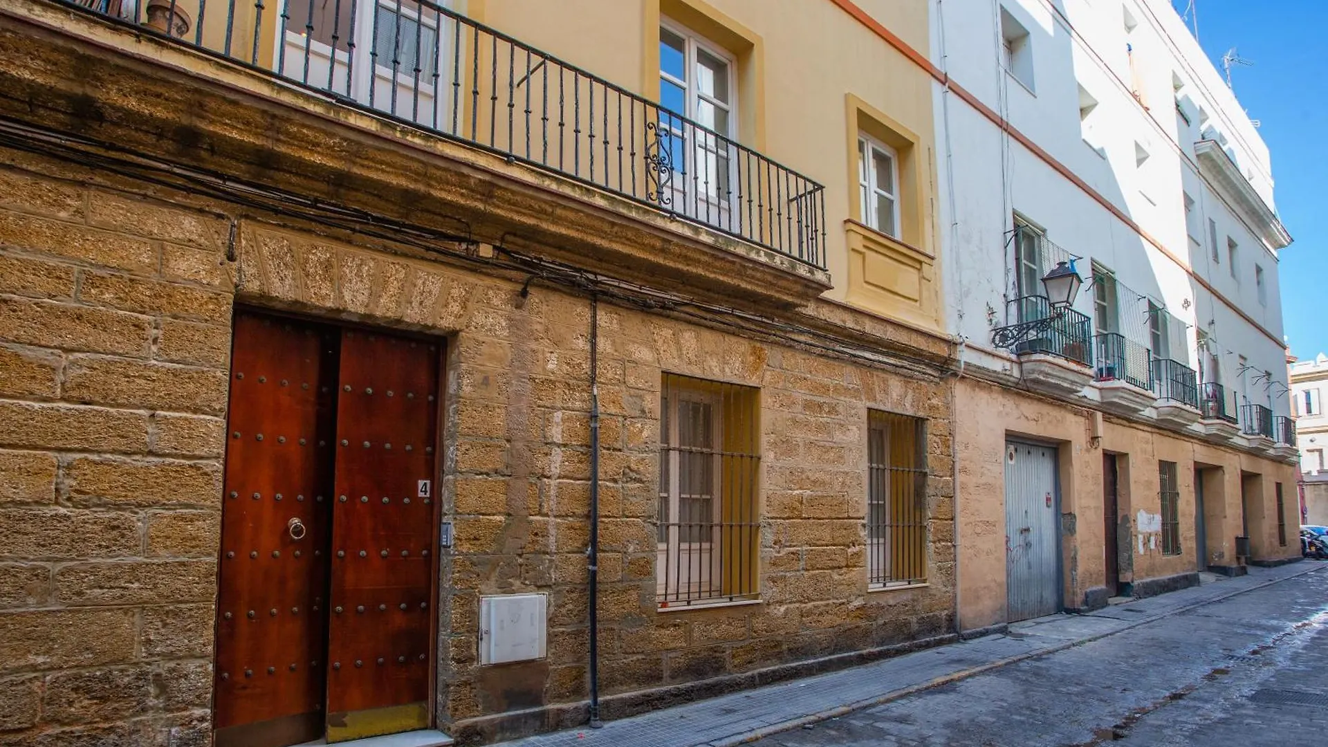 Alba Apartment By Cadiz4Rentals