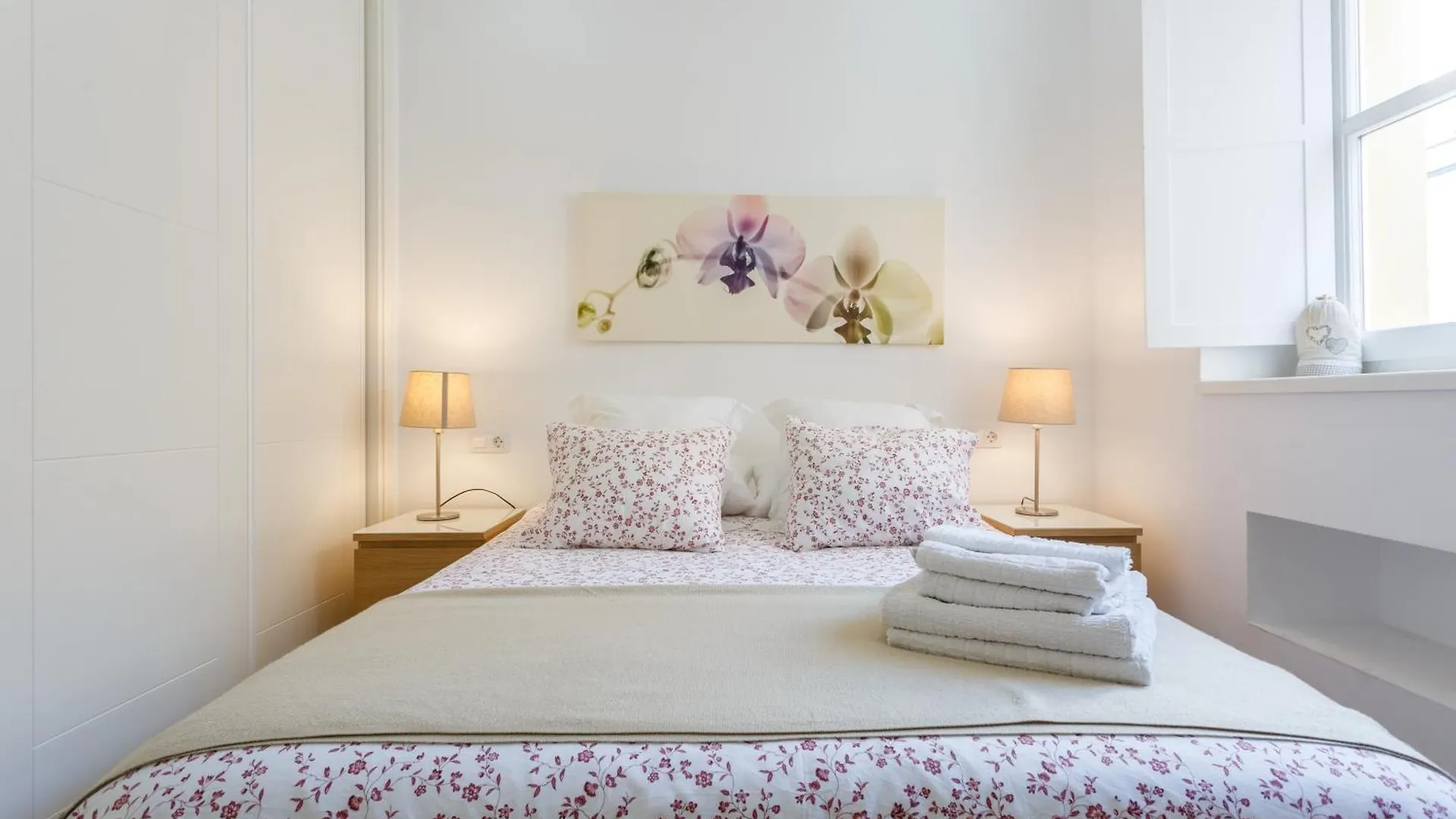 Alba Apartment By Cadiz4Rentals
